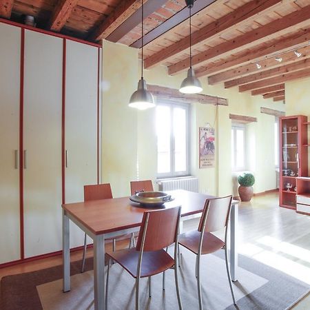 Apartmán La Corte Antica Bergamo Pokoj fotografie