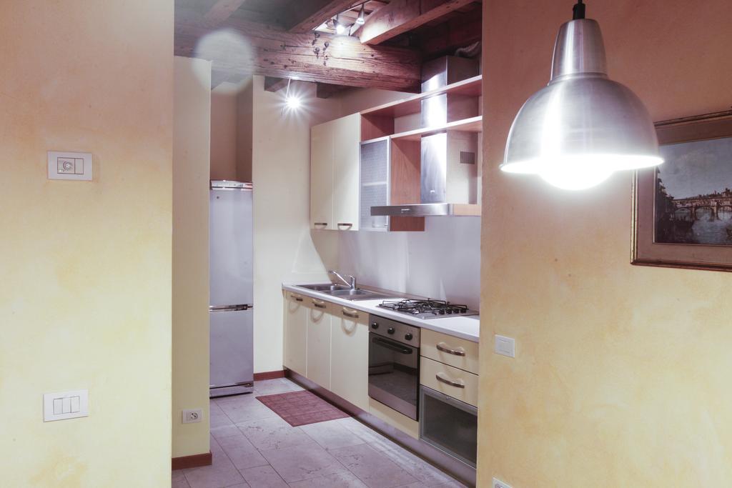 Apartmán La Corte Antica Bergamo Pokoj fotografie